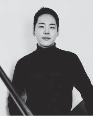 공식 프로그램에 실린 이효의 프로필 사진